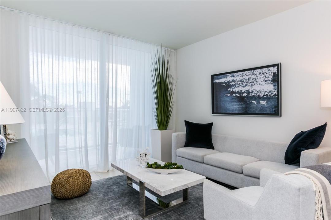 401 N Birch Rd 404, Fort Lauderdale, Florida 33304, Stati Uniti