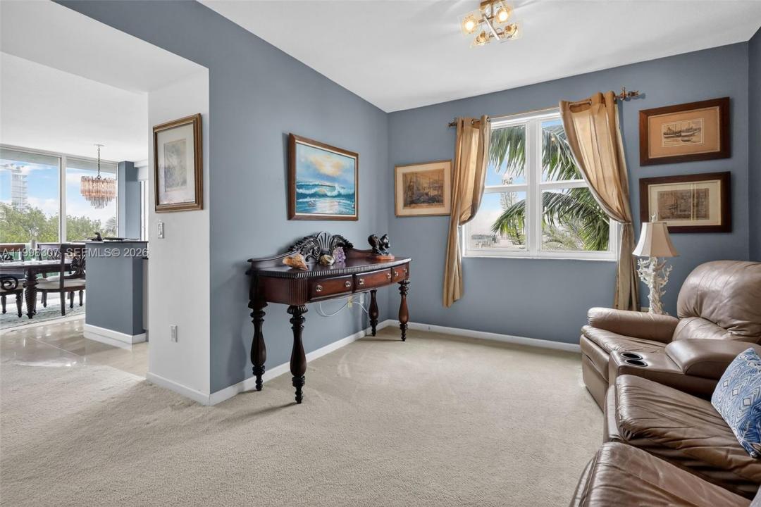7910 Harbor Island Dr 406, North Bay Village, Floride 33141, États-Unis