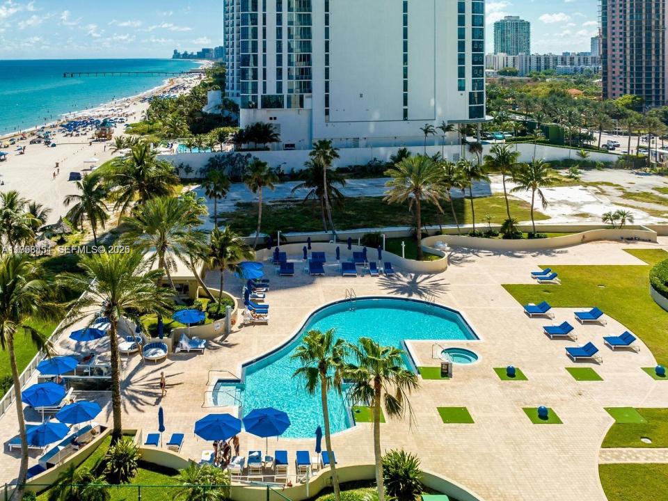 17555 Collins Ave 406, Sunny Isles Beach, Floride 33160, États-Unis