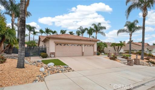 Vista Rio, Highland, Californie 92346, États-Unis