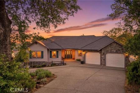 N Shore, Hidden Valley Lake, 加利福尼亚州 95467, 美国