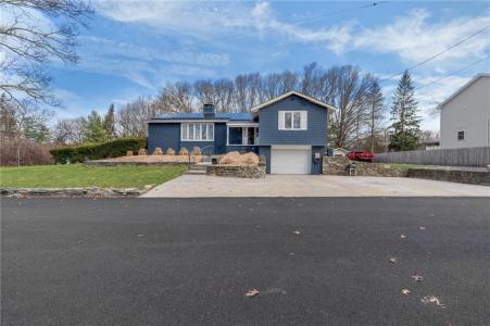 77 Woodlawn Avenue, North Providence, רוד איילנד 02904, ארצות הברית של אמריקה 