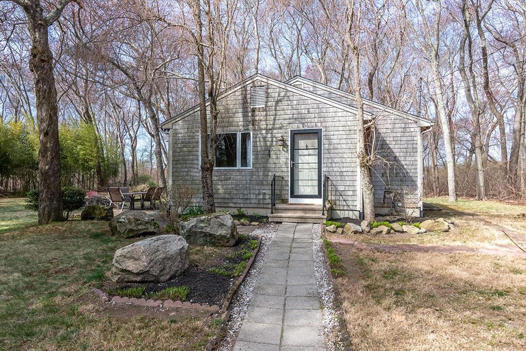 1668 Kingstown Road, South Kingstown, Rhode Island 02879, États-Unis