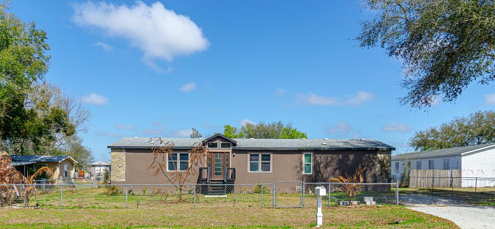 5472 Citrus Hill Drive, Polk City, Florida 33868