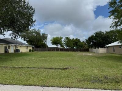 399 SW Ridgecrest Dr, Port St. Lucie, Florida 34953, USA