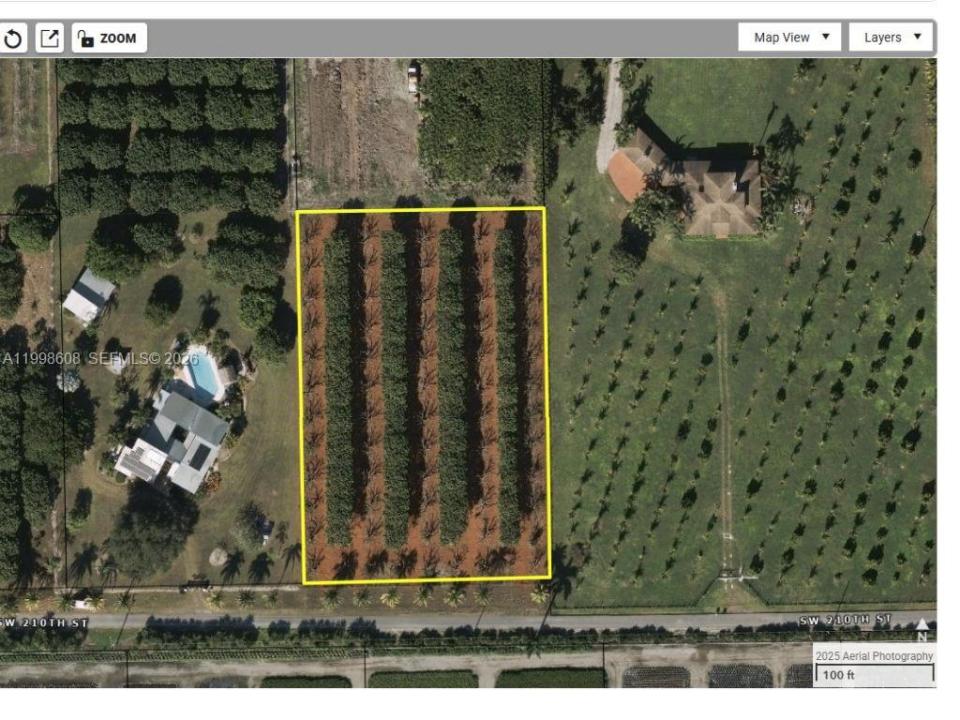 15501 SW 210, Miami, Floryda 33187, USA