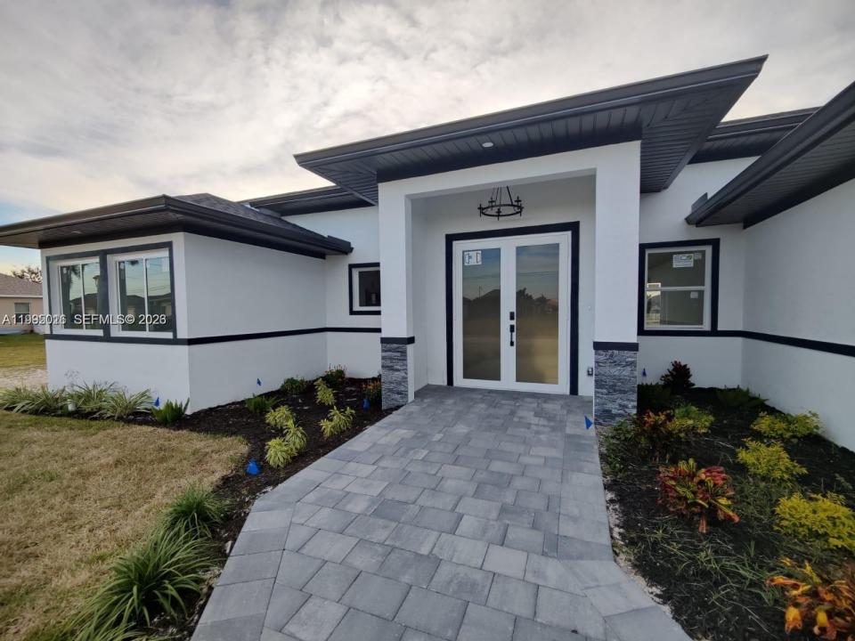 716 NW 37TH AVE, Cape Coral, Floride 33993, États-Unis