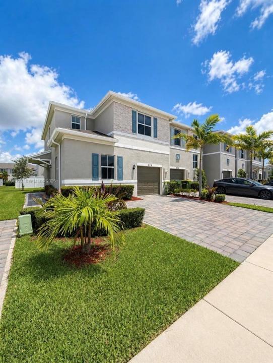 823 SE 17th St, Homestead, Floride 33034, États-Unis