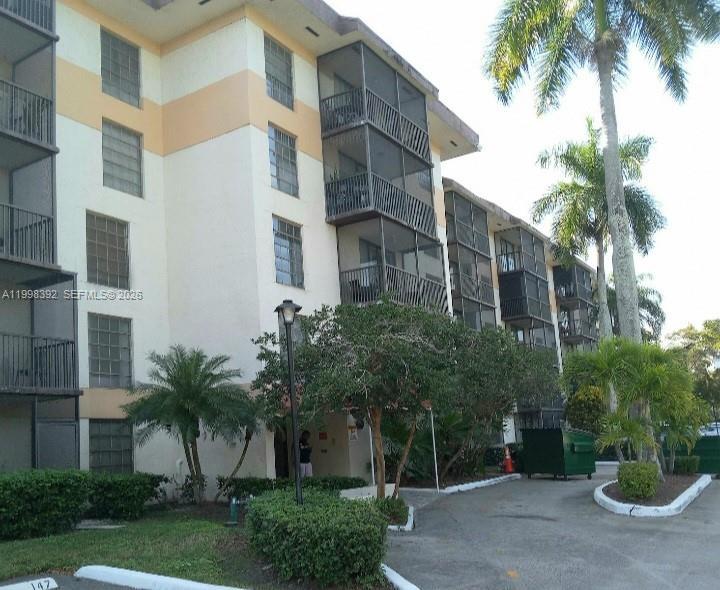 5570 NW 44th St 507A, Lauderhill, Florida 33319, USA