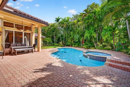 1083 SW 156th Ter, Pembroke Pines, Florida 33027, Estados Unidos