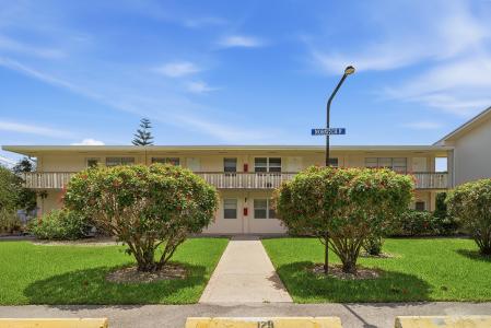 142 Norwich F, West Palm Beach, Florida 33417, HOA KỲ