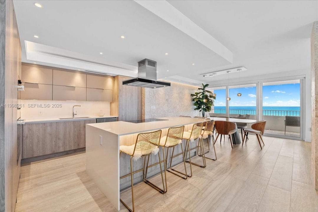 199 Ocean Lane Dr 1001, Key Biscayne, Florida 33149, Stati Uniti