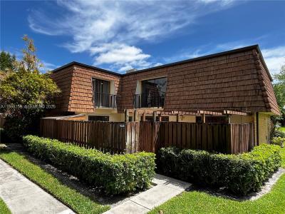 1026 10th Ln, Green Acres, Floryda 33463, USA