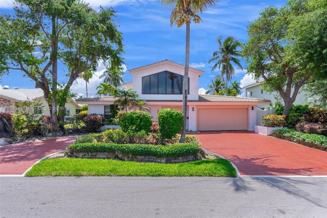 2858 NE 33rd St, Lighthouse Point, Florida 33064