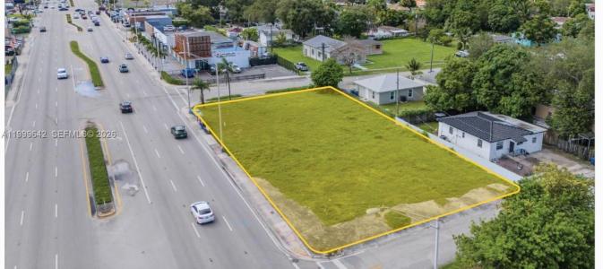 1477 NW 79th St, Miami, Florida 33147, USA