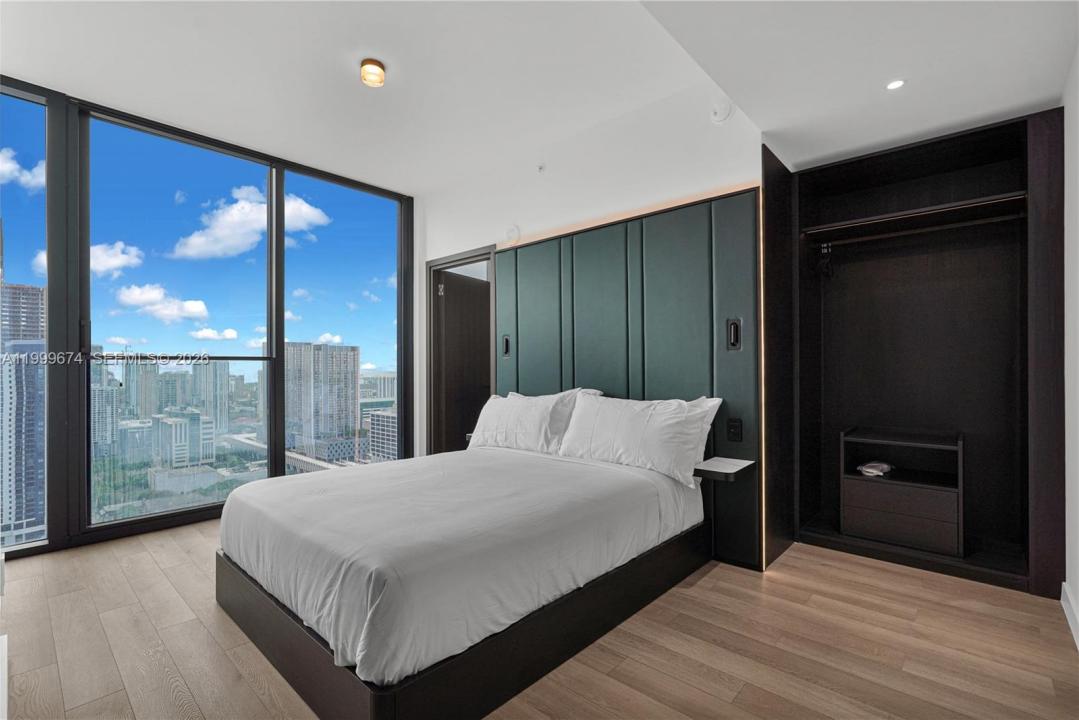 20 NE 11th St 3110, Miami, Florida 33132, Stati Uniti
