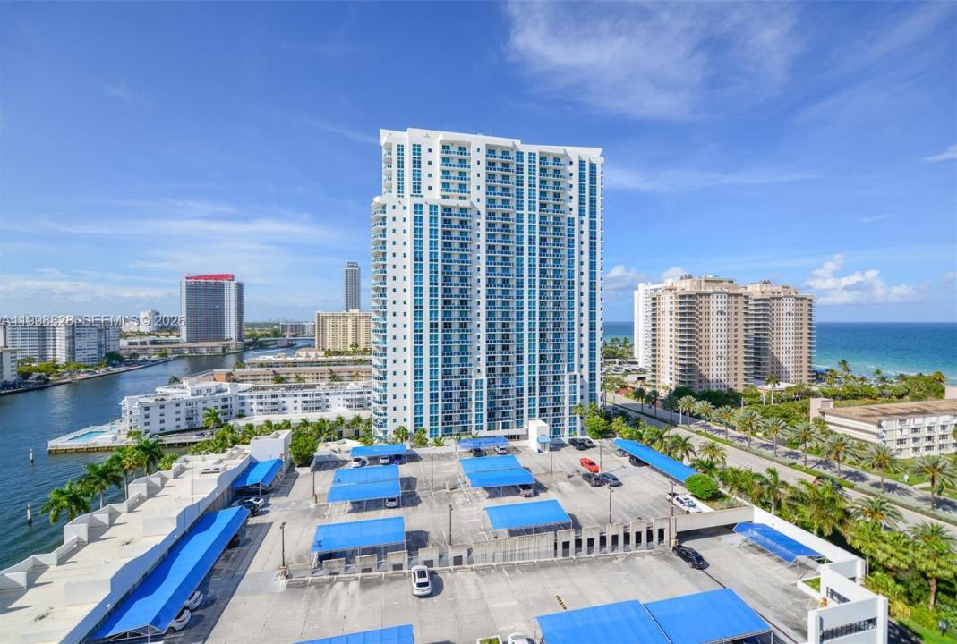 1965 S Ocean Dr 14D, Hallandale Beach, Florida 33009, USA
