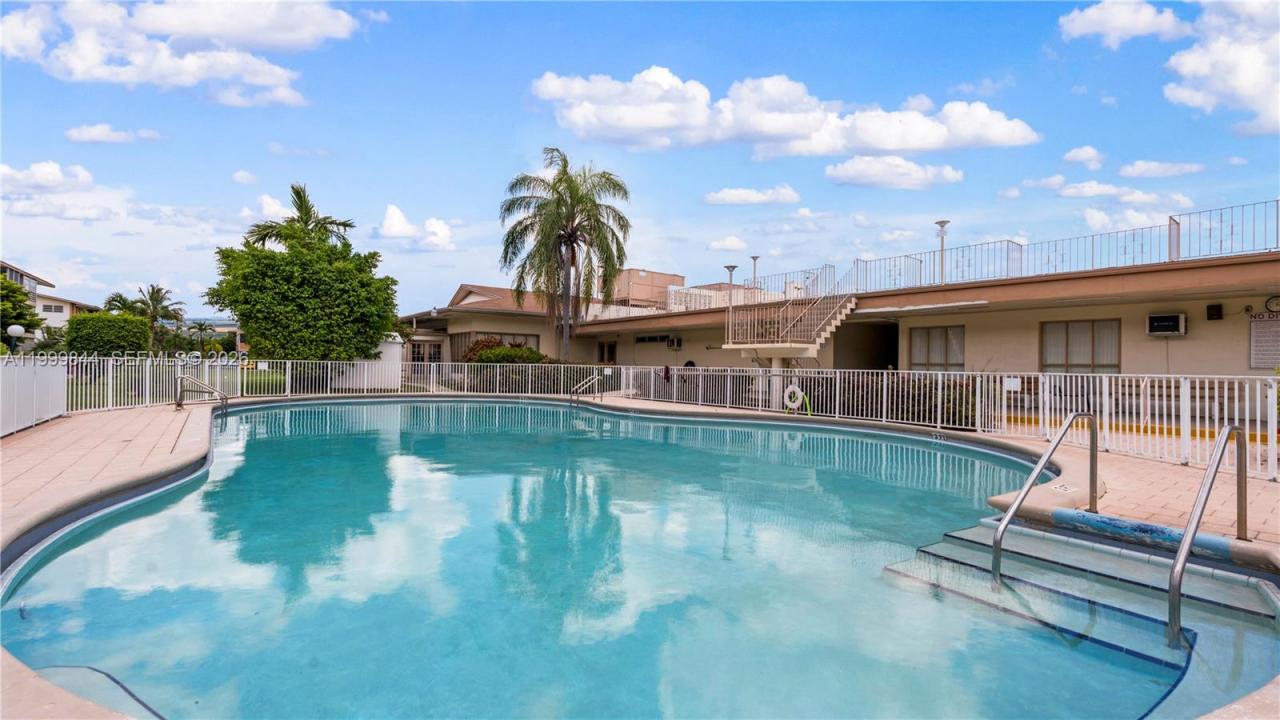 16900 NE 14th Ave 204, Miami, Florida 33162, Stati Uniti