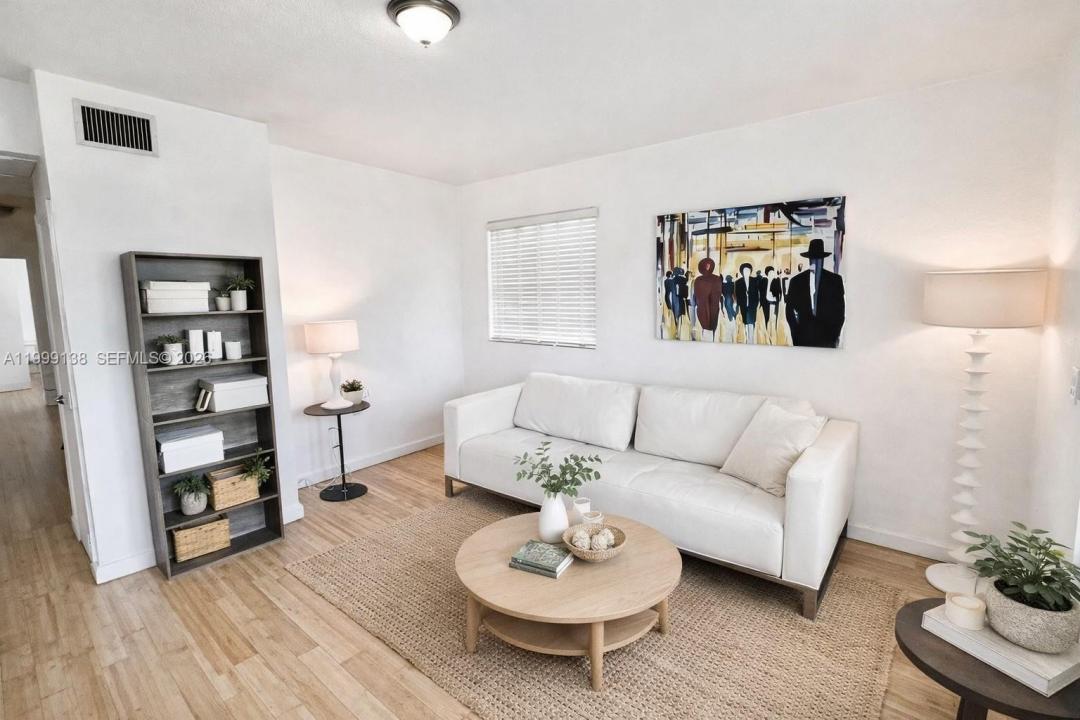 3915 N Meridian Ave 101, Miami Beach, Florida 33140, Stati Uniti