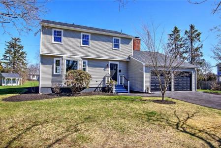 3 Pine Top Road, Barrington, רוד איילנד 02806, ארצות הברית של אמריקה 