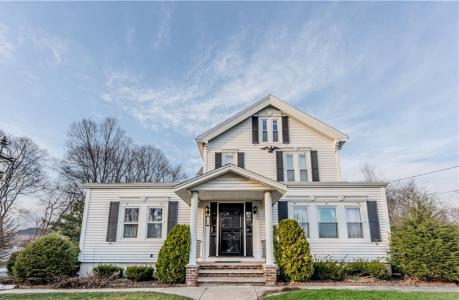 40 School Street, North Smithfield, ロードアイランド 02896, アメリカ合衆国