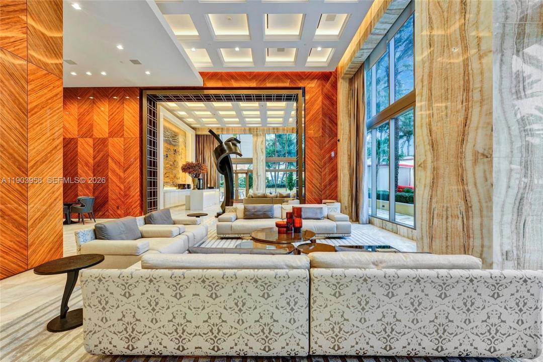 17749 Collins 1402, Sunny Isles Beach, Florida 33160, Stati Uniti