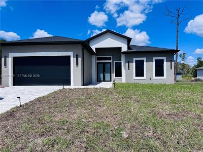 700 Biscayne Dr, Port Charlotte, Florida 33953, USA