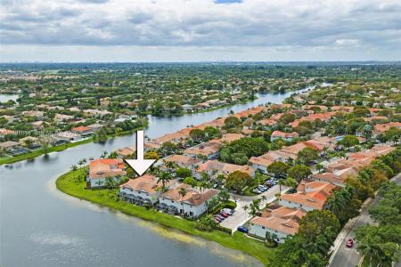 3676 San Simeon Cir, Weston, Florida 33331, USA