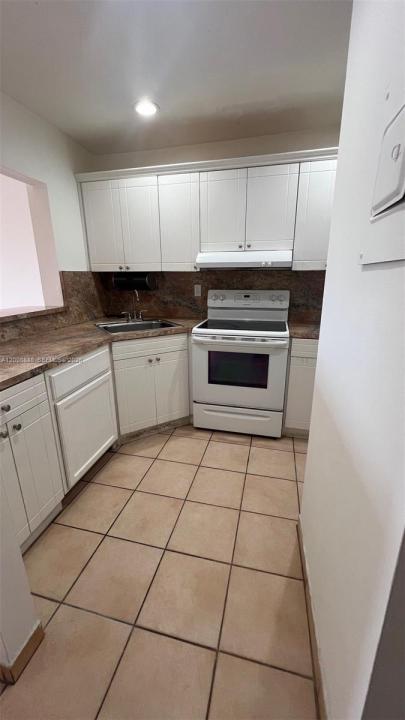 6070 W 18th Ave 323, Hialeah, فلوريدا 33012, الولايات المتحدة