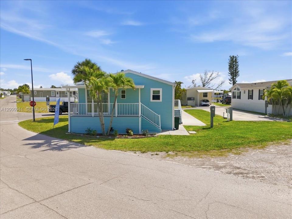 730 Chippewa 0, Florida 33931, USA
