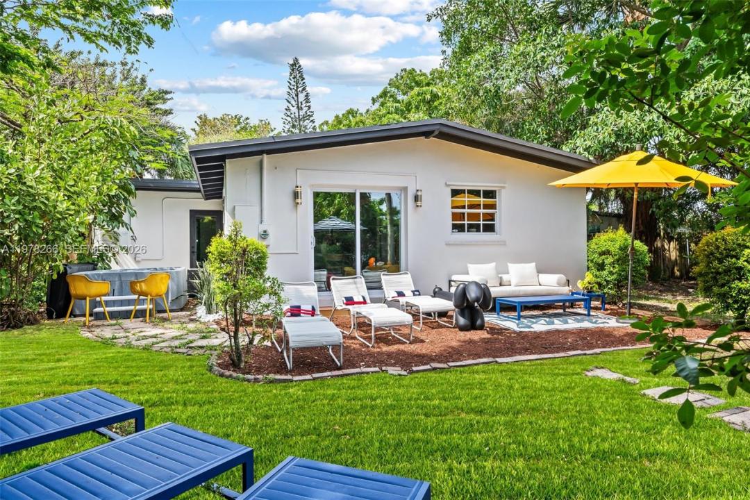2860 SW 13th Ct, Fort Lauderdale, Florida 33312, USA