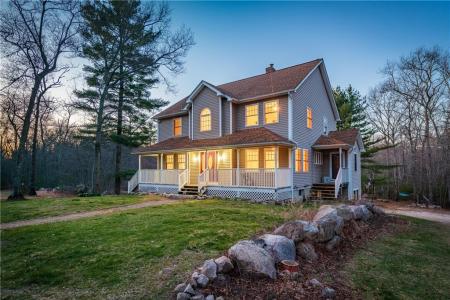 542 Spring Street, Exeter, Rhode Island 02822, États-Unis