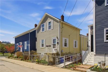 4 Third Street, Newport, RI 02840, USA