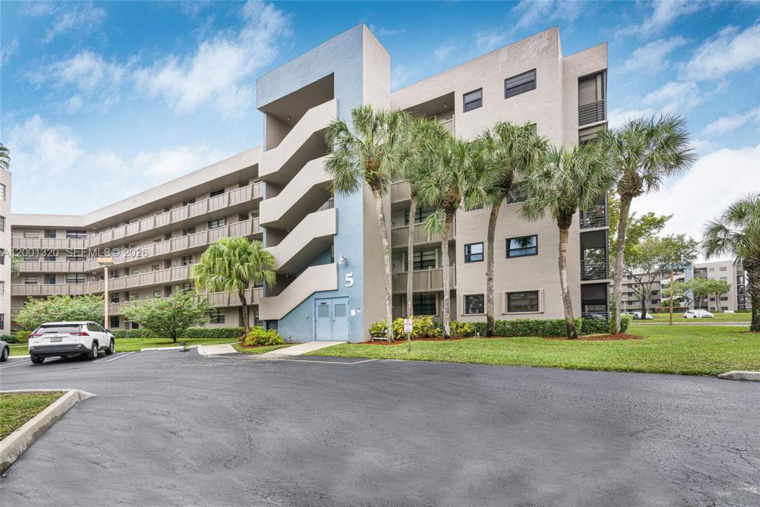 1001 Colony Point Cir 503, Pembroke Pines, Floride 33026, États-Unis