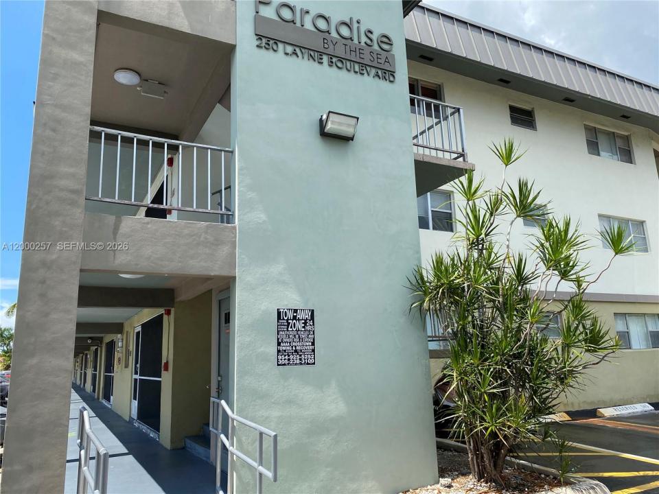 250 Layne Blvd 110, Hallandale Beach, Florida 33009, Stati Uniti
