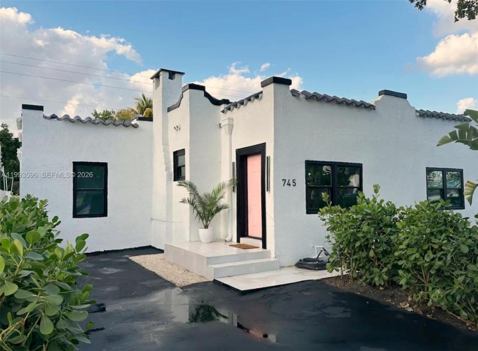 745 NW 47th Ter, Miami, Floride 33127, États-Unis
