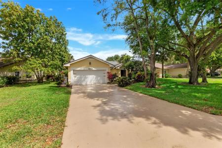 4220 Grove Park Ln 1, Boynton Beach, Florida 33436