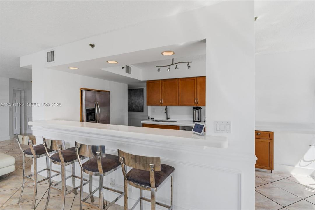 3600 Mystic Pointe Dr 513, Aventura, Floride 33180, États-Unis