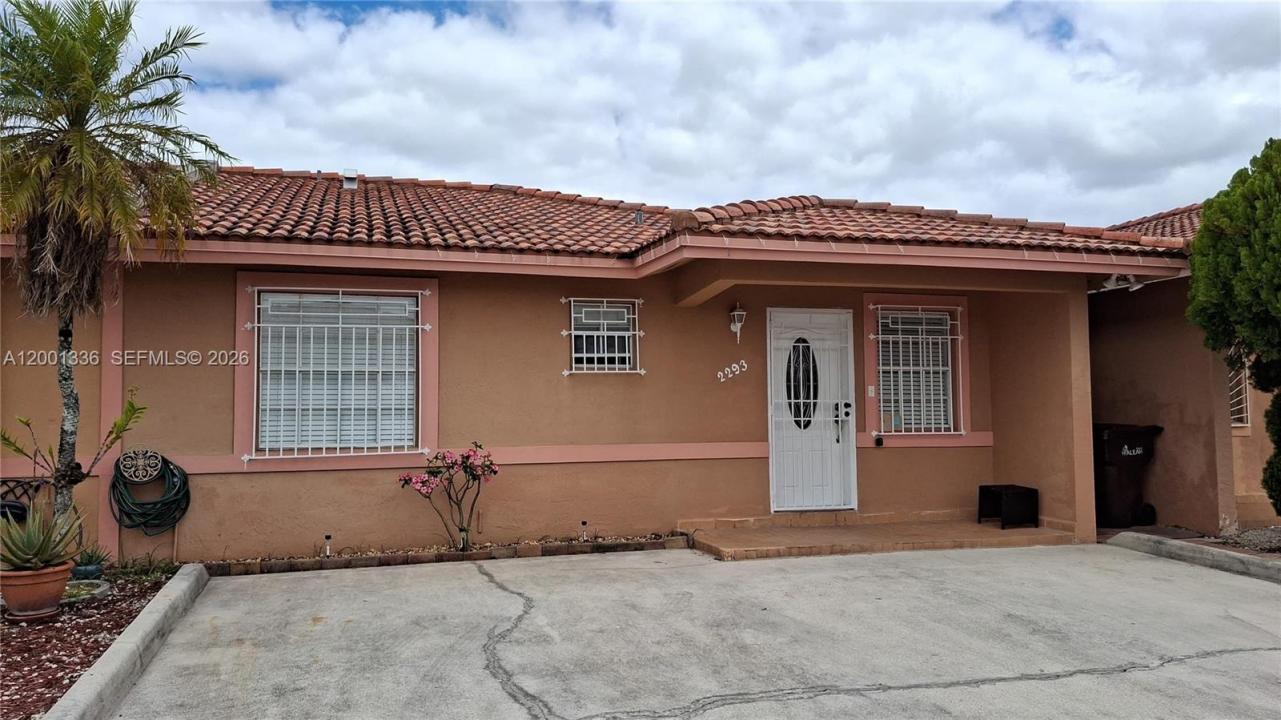 Hialeah, Florida 33016