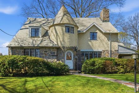 5 Seymour Place, White Plains, New York 10605, USA