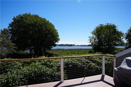39 Lake Road, Narragansett, Rhode Island 02882