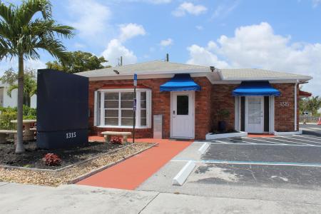 1315 N Dixie Highway 3, Lake Worth Beach, Florida 33460