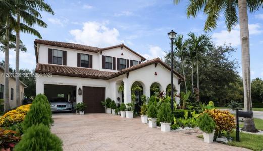 8537 NW 39th Ct, Cooper City, Florida 33024, USA