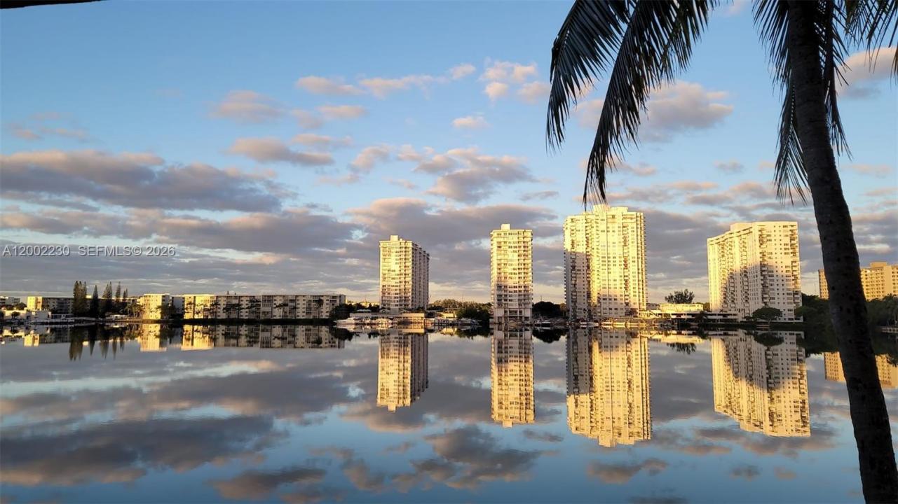 18151 NE 31ST CT 217, Aventura, Floride 33160, États-Unis