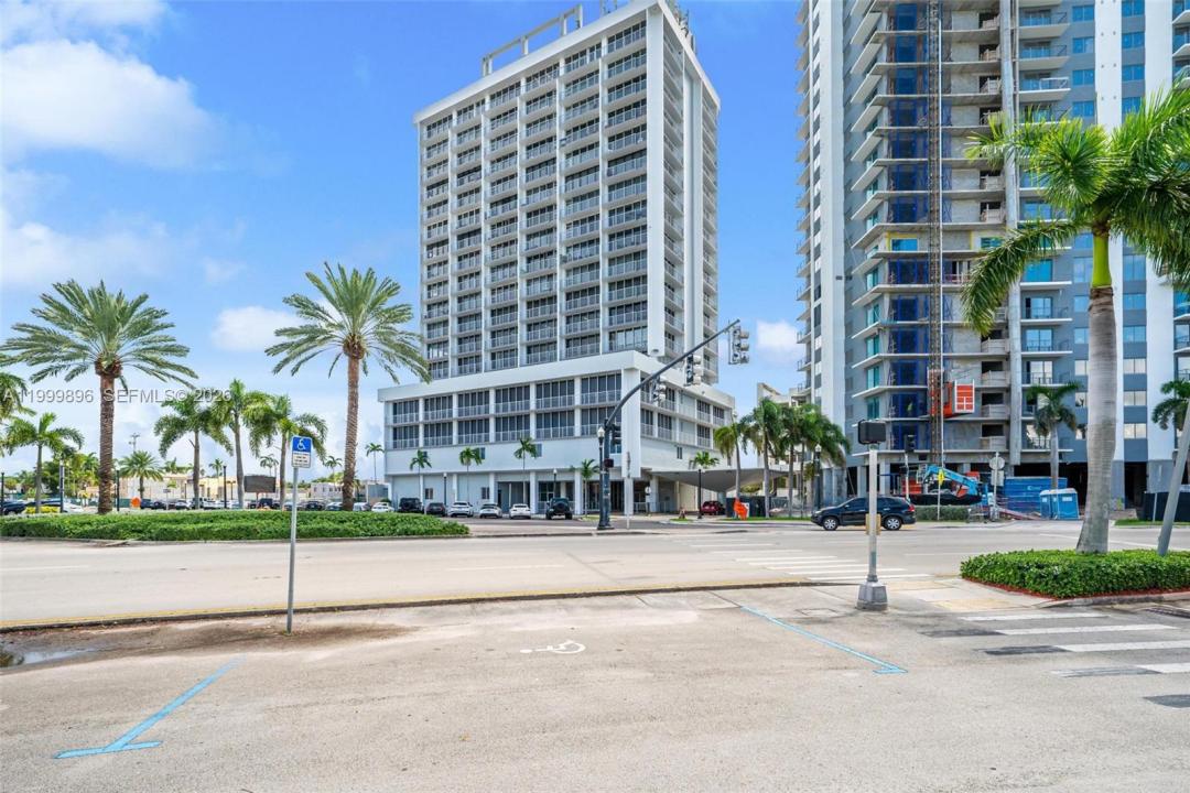 1720 Harrison St 9F, Hollywood, Florida 33020, Stati Uniti