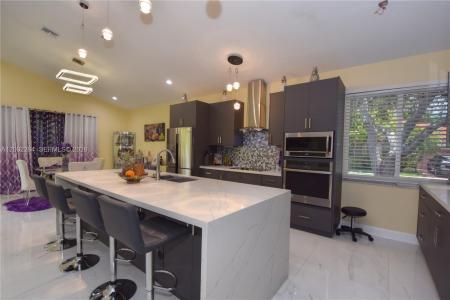 8733 NW 76th Dr, Tamarac, Florida 33321