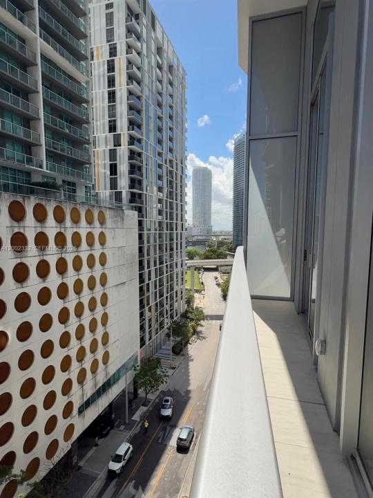 77 SE 5th street 1010, Miami, Floride 33131, États-Unis