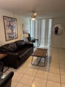 210 172nd St 127, Sunny Isles Beach, Florida 33160, USA