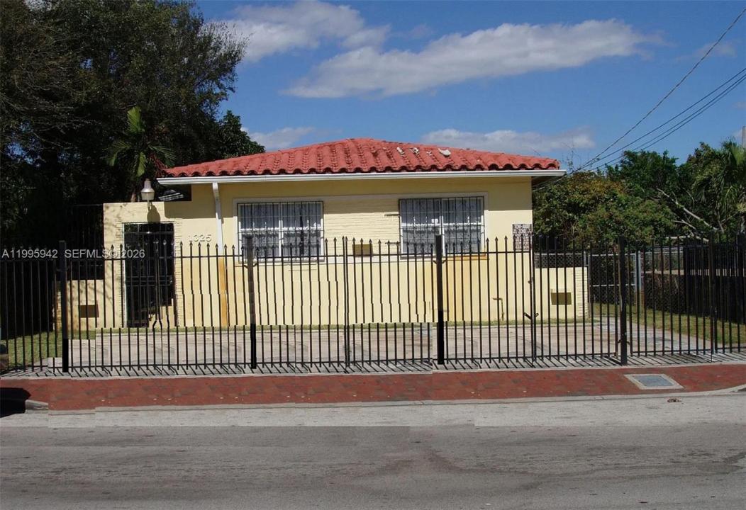 1325 SW 6th St, Miami, Florida 33135, Estados Unidos