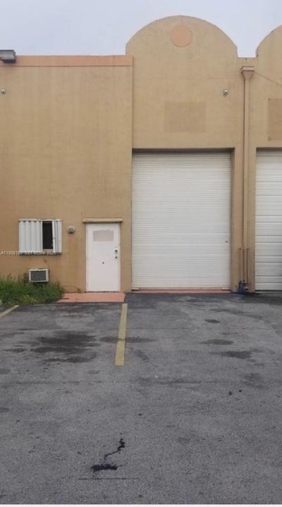 1701 W 37th St 15, Hialeah, Floride 33012, États-Unis